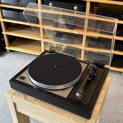  Linn Sondek LP12 Turntable