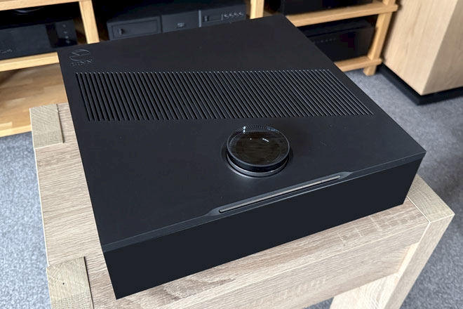 Offers Linn Selekt-DSM Edition Hub c/w Modules